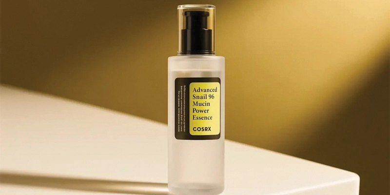 خرید اسنس حلزون برای پوست چرب و خشک